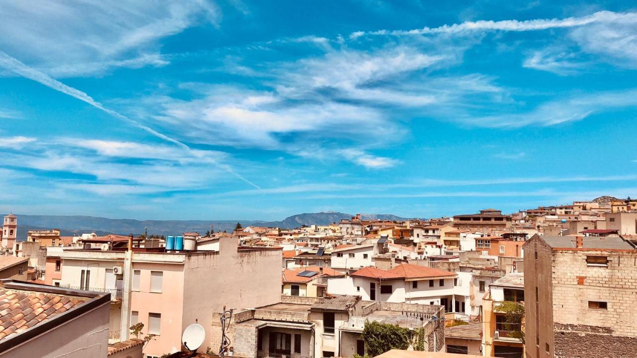 Cav Mameli Aparthotel Dorgali Exteriör bild