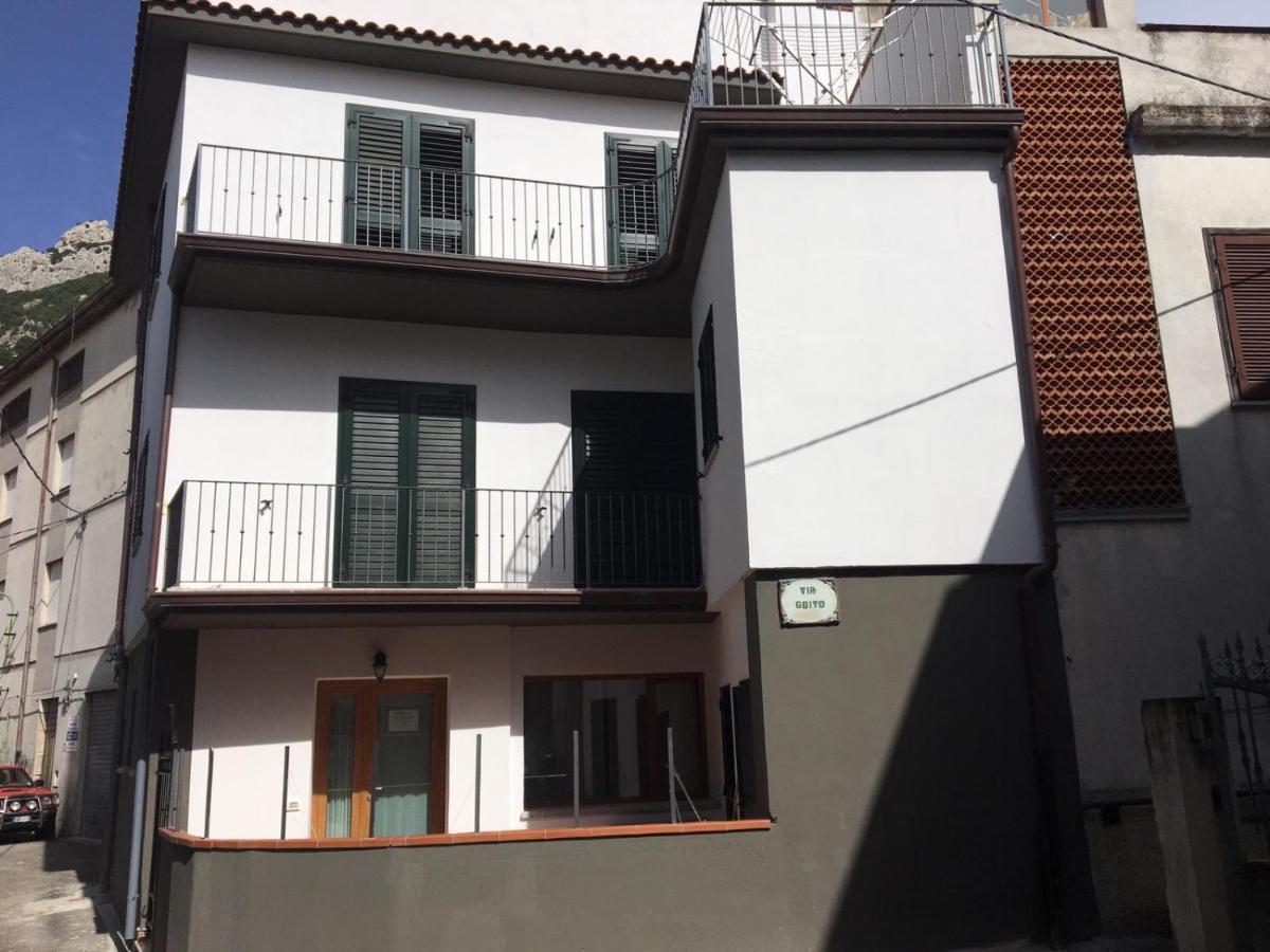 Cav Mameli Aparthotel Dorgali Exteriör bild